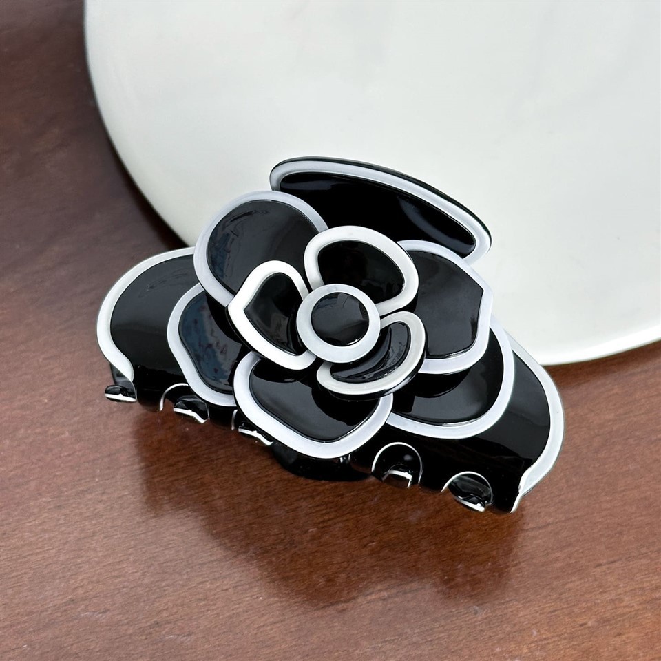 Elegant Camellia Medium Clip